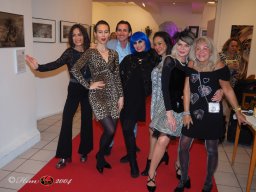 Fashion Show in der Contemplor Galerie Wien am 14. 03. 2024